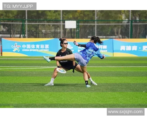 飞盘热潮席卷北京揭秘飞盘队的训练状态与竞技表现